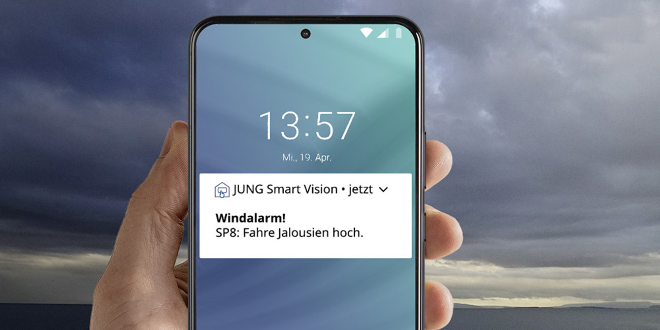 JUNG Smart Panel 8 bei ETT Elektrotechniker Thissen in Lemgo